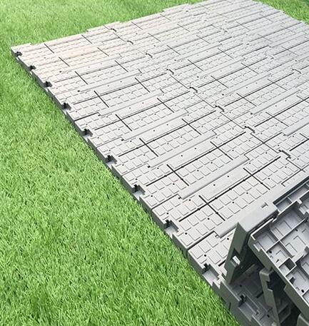 Folding Outdoor Floor Interlocking Artificial Grass Tile Event Flooring